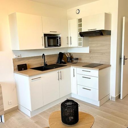 La Martina Apartment Сен Максим Екстериор снимка