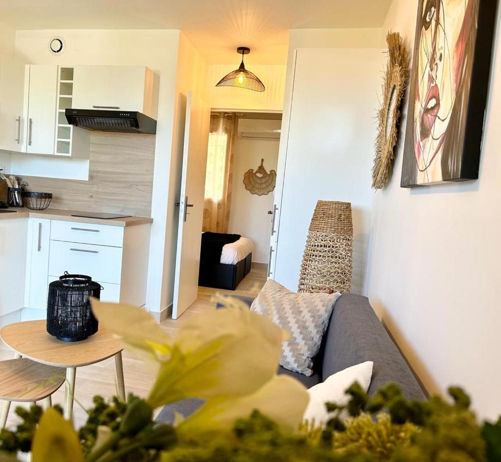 La Martina Apartment Сен Максим Екстериор снимка