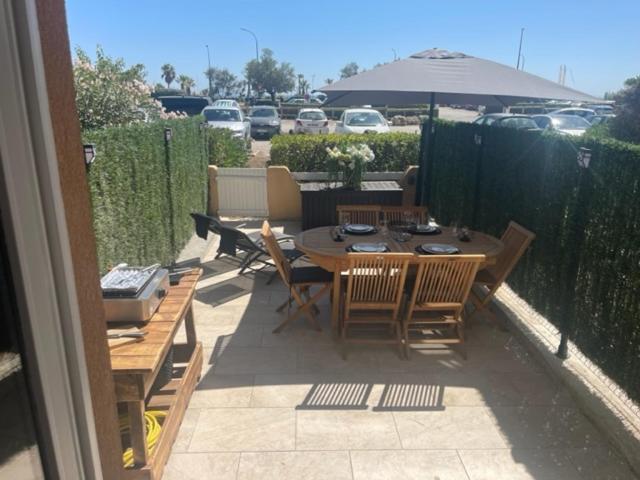 La Martina Apartment Сен Максим Екстериор снимка